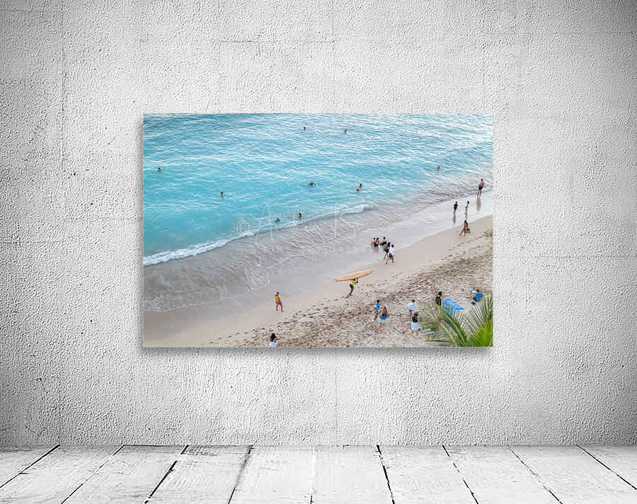 Waikiki Beach 2 by Andrea Bruns